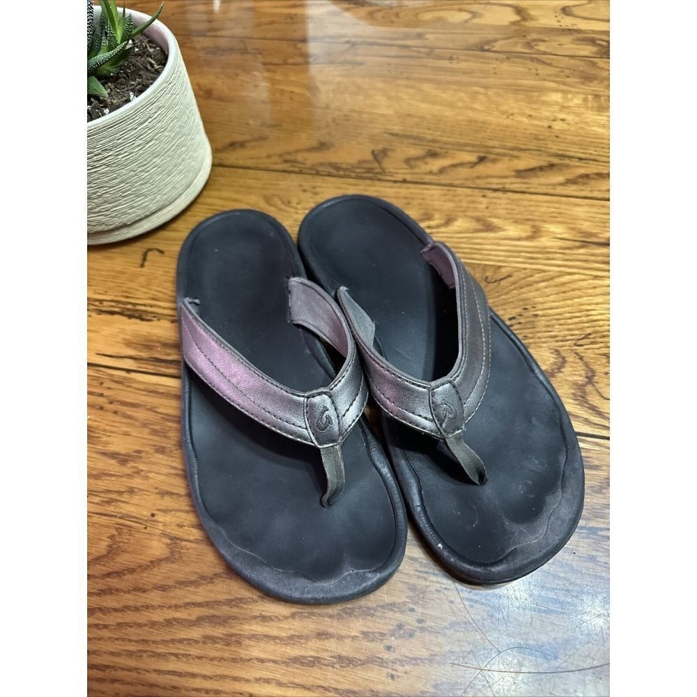 Olukai Size 6.5 M Silver Flip Flop Leather Men Shoes